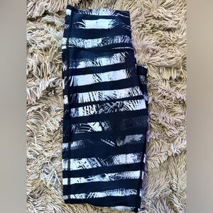 Lululemon cotton material legging